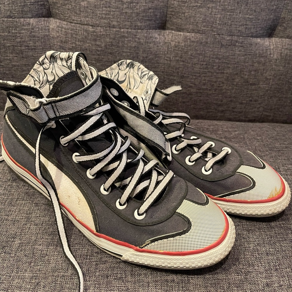 Puma sneakers. Sz 10.5